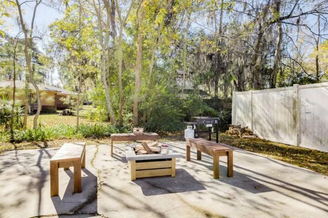 Tupelo Honey - 6 Bedroom Sleeps 16+-1